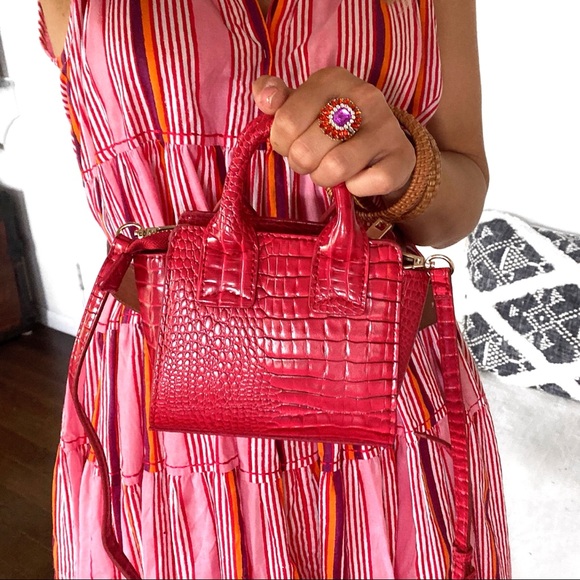 ♥️ PIMKIE RED FAUX LEATHER CROCODILE EMBOSSED MINI BAG! - Picture 1 of 7